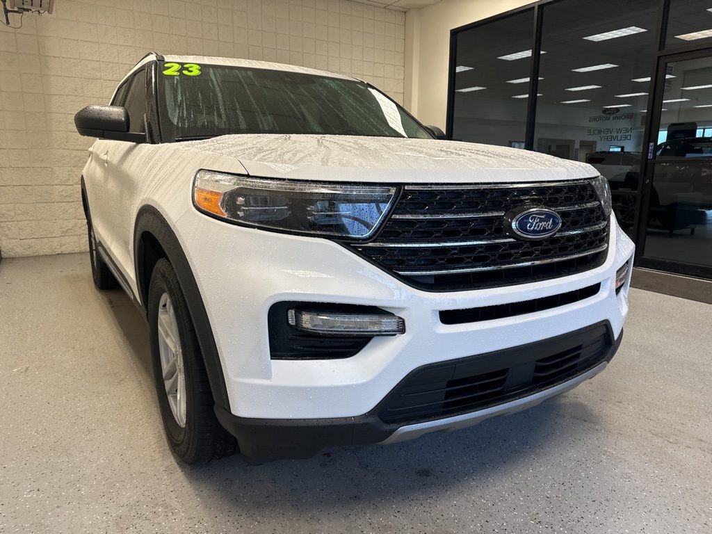 Used 2023 Ford Explorer XLT w/ Equipment Group 202A image 30