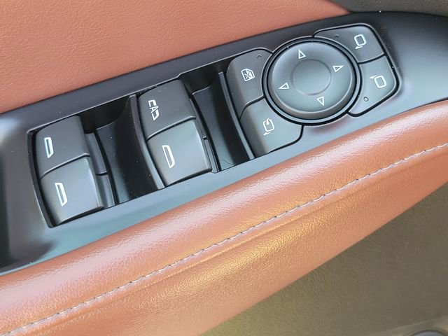Used 2018 Buick Enclave Avenir w/ Avenir Technology Package AWD/4WD image 27