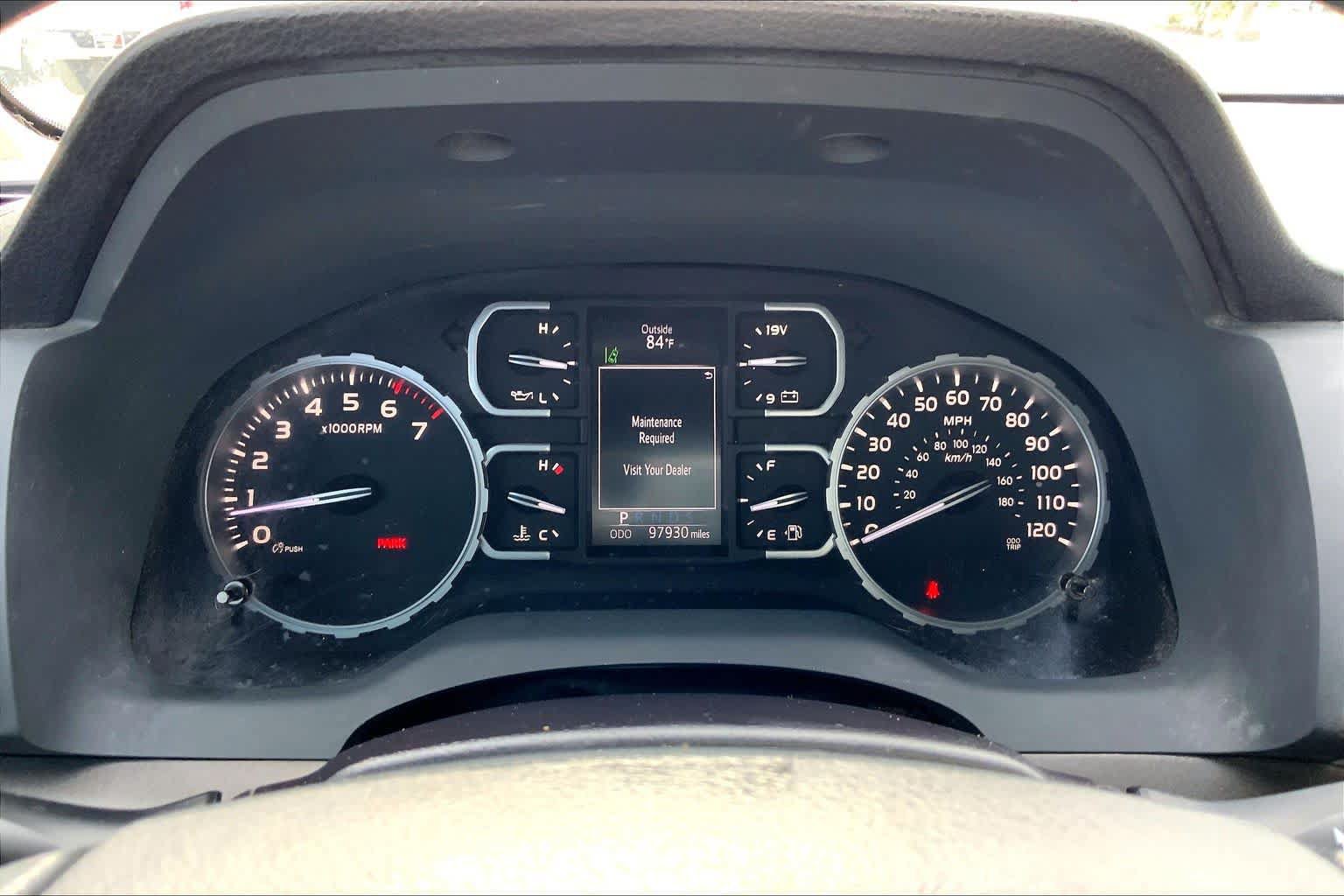 Used 2018 Toyota Tundra SR5 w/ SR5 Upgrade Package RWD image 25