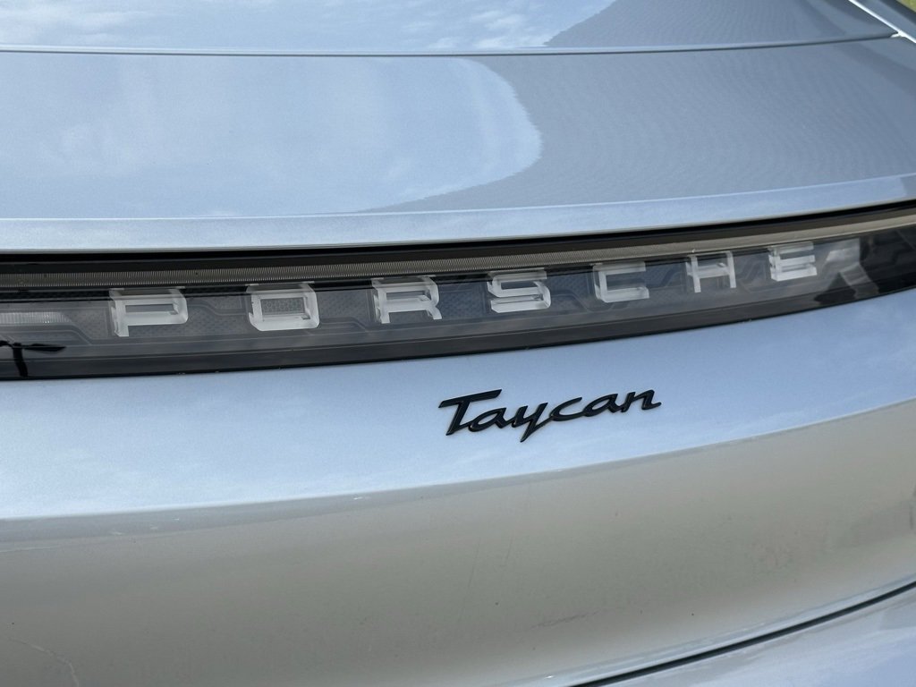 Used 2024 Porsche Taycan image 35