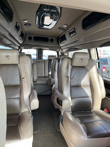 Used 2019 Chevrolet Express 2500 Extended w/ Enhanced Convenience Package image 16