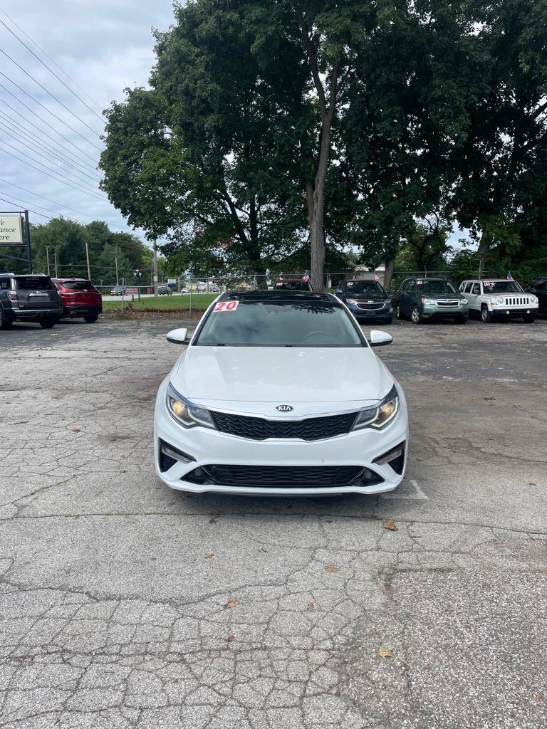 Used 2020 Kia Optima S w/ S Panoramic Sunroof Package FWD image 2