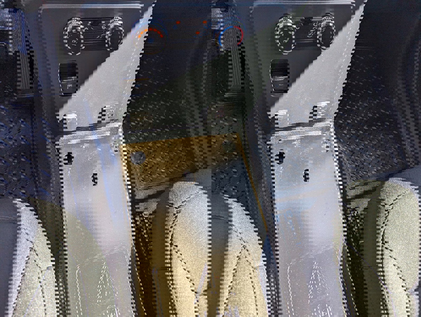 New 2024 Ford Explorer 4WD Police Interceptor image 21