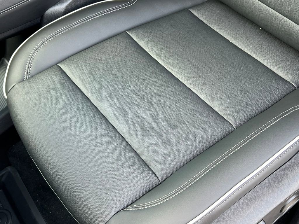 New 2026 Buick Enclave Preferred w/ Power Package image 11