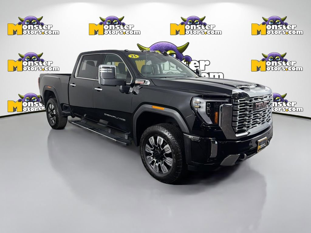 Used 2025 GMC Sierra 2500 Denali image 3