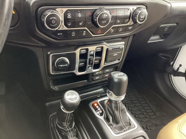 Used 2018 Jeep Wrangler Unlimited Sahara image 24