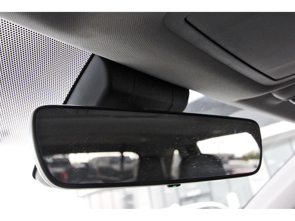 Used 2017 Toyota Highlander XLE FWD image 26