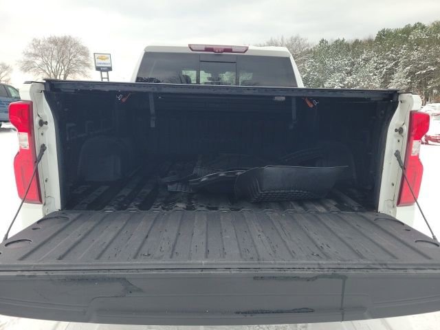 Used 2020 Chevrolet Silverado 1500 High Country w/ Technology Package image 11