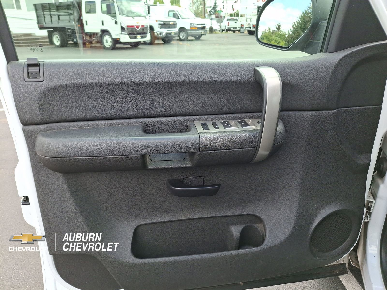 Used 2007 GMC Sierra 1500 SLE w/ SLE1 Preferred Package RWD image 16