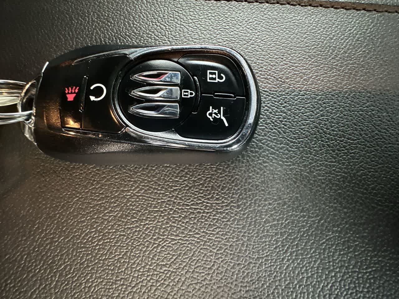 Used 2024 Buick Envista Sport Touring w/ Convenience I Package FWD image 28