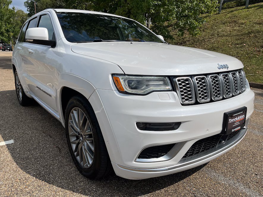 Used 2018 Jeep Grand Cherokee Summit w/ Platinum Series Group AWD/4WD image 34