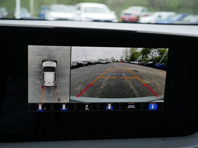 Used 2024 Buick Encore GX Avenir w/ Avenir Technology Package AWD/4WD image 28