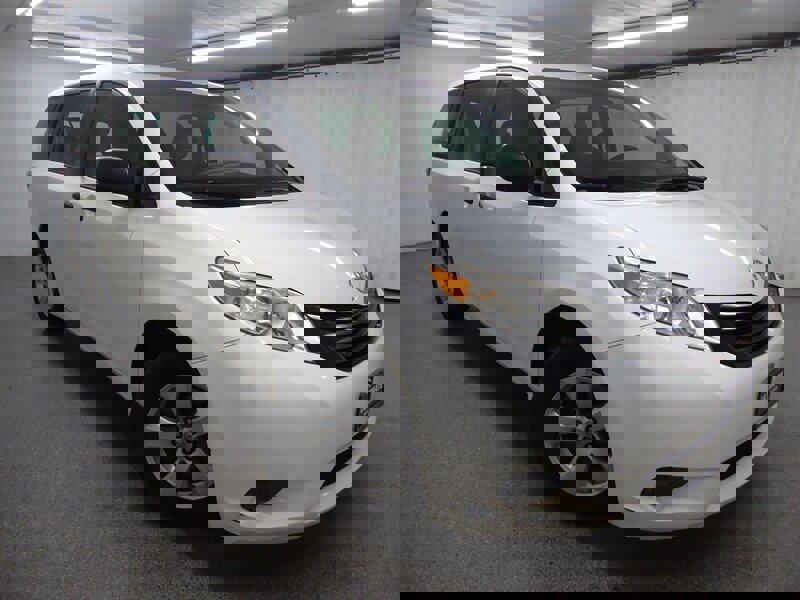 Used 2017 Toyota Sienna L