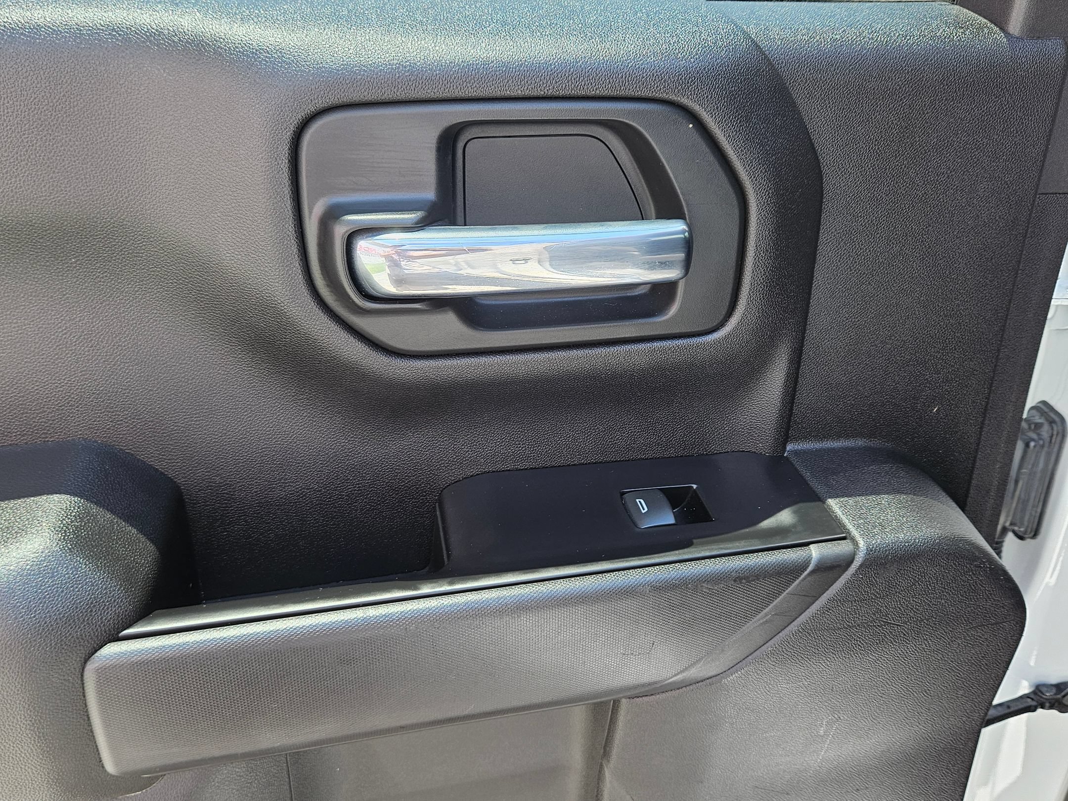 Used 2020 Chevrolet Silverado 1500 LT w/ Texas Edition RWD image 23