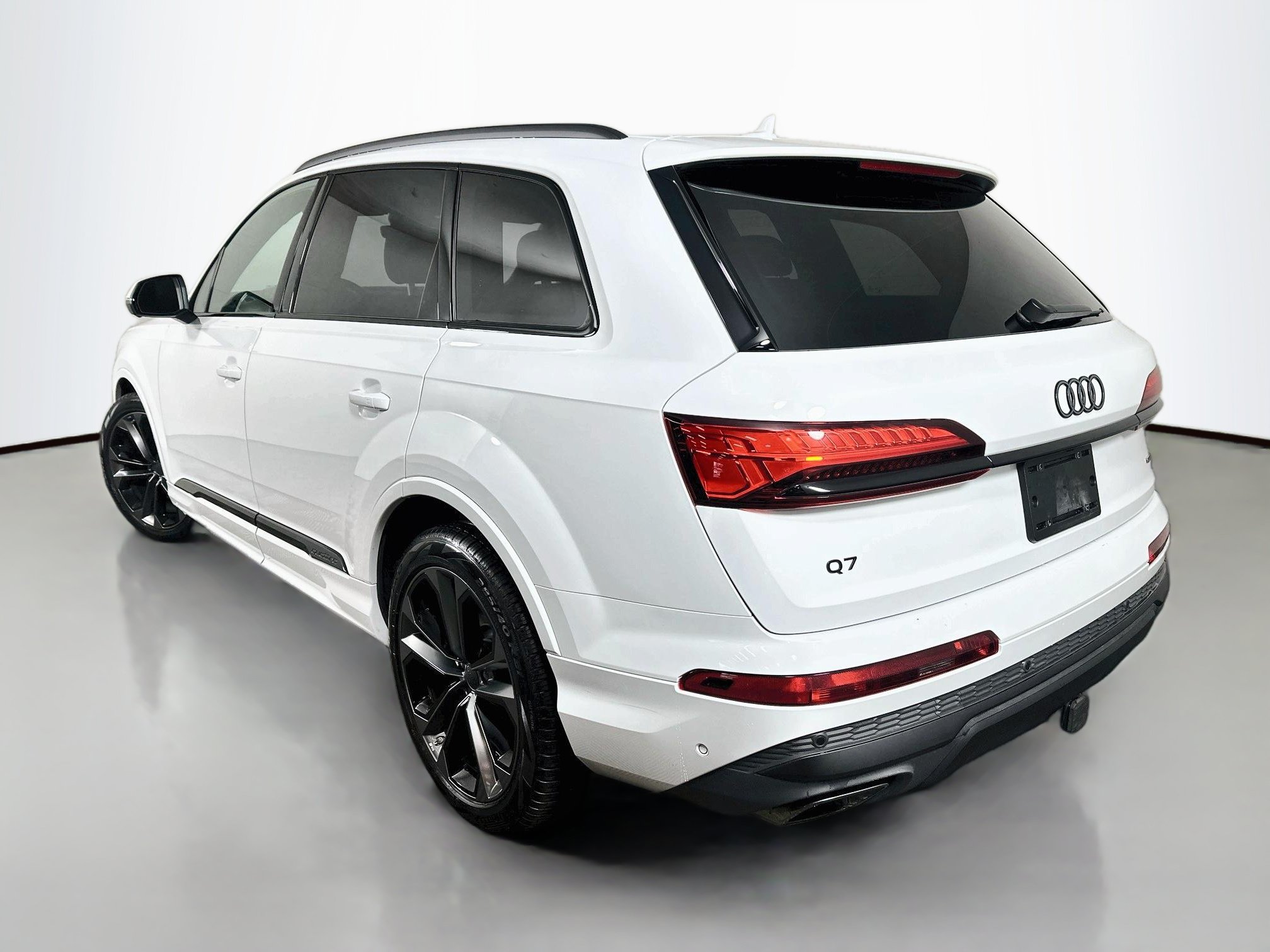 Used 2026 Audi Q7 3.0T Premium Plus w/ Premium Plus Package AWD/4WD image 5