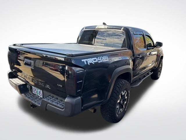 Used 2020 Toyota Tacoma TRD Off-Road image 10