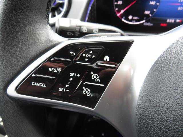 Used 2026 Mercedes-Benz GLB 250 4MATIC image 10
