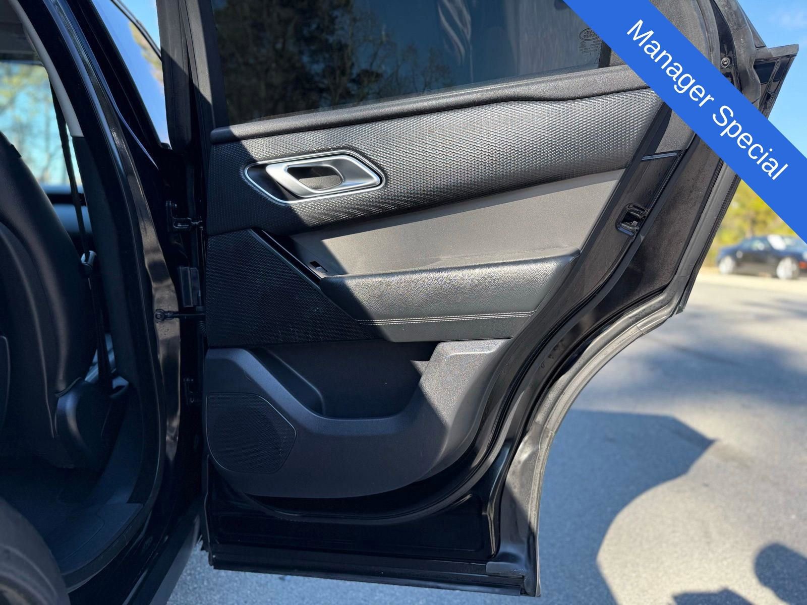 Used 2020 Land Rover Range Rover Velar S image 29