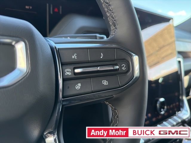 New 2026 GMC Yukon XL Denali w/ Advanced Technology Package image 37