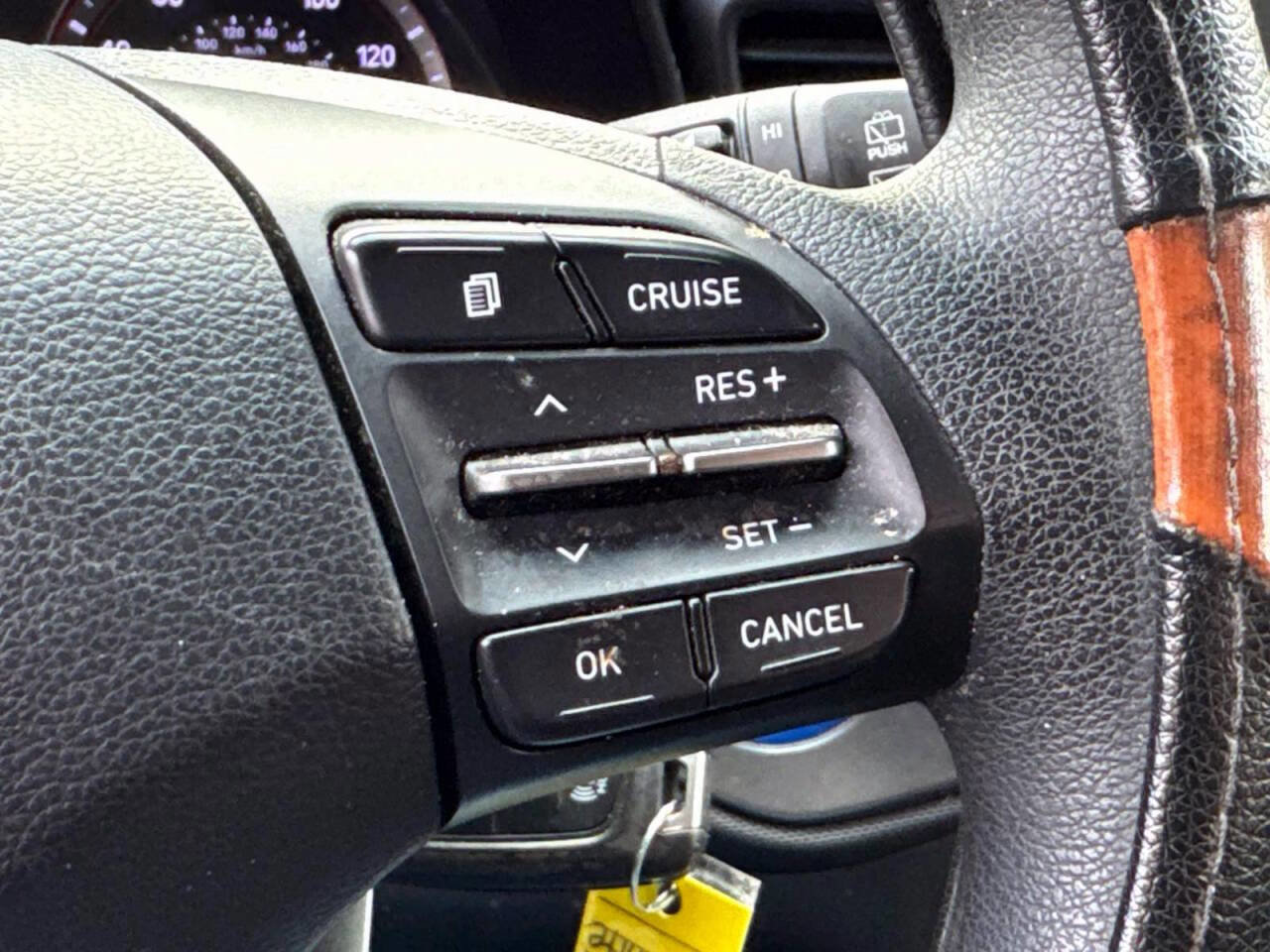 Used 2019 Hyundai Veloster 2.0 image 17