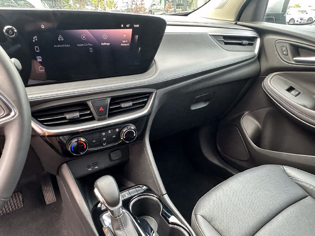 Used 2024 Buick Encore GX Sport Touring FWD image 32