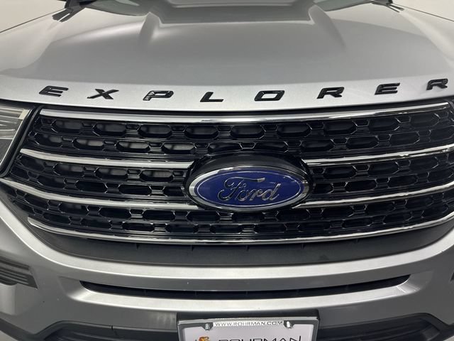 Used 2020 Ford Explorer XLT w/ Comfort Package AWD/4WD image 26