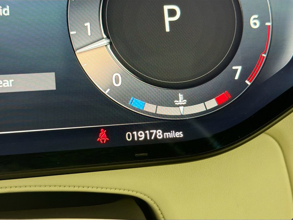 Certified 2023 Land Rover Range Rover SE AWD/4WD image 12