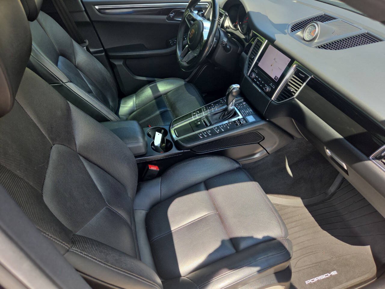 Used 2018 Porsche Macan S AWD/4WD image 31