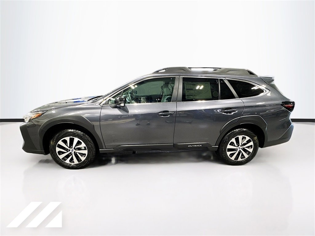 Used 2025 Subaru Outback Premium image 8