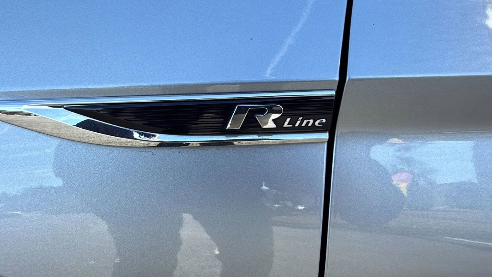 Used 2019 Volkswagen Jetta R-Line w/ R-Line Cold Weather Package image 12