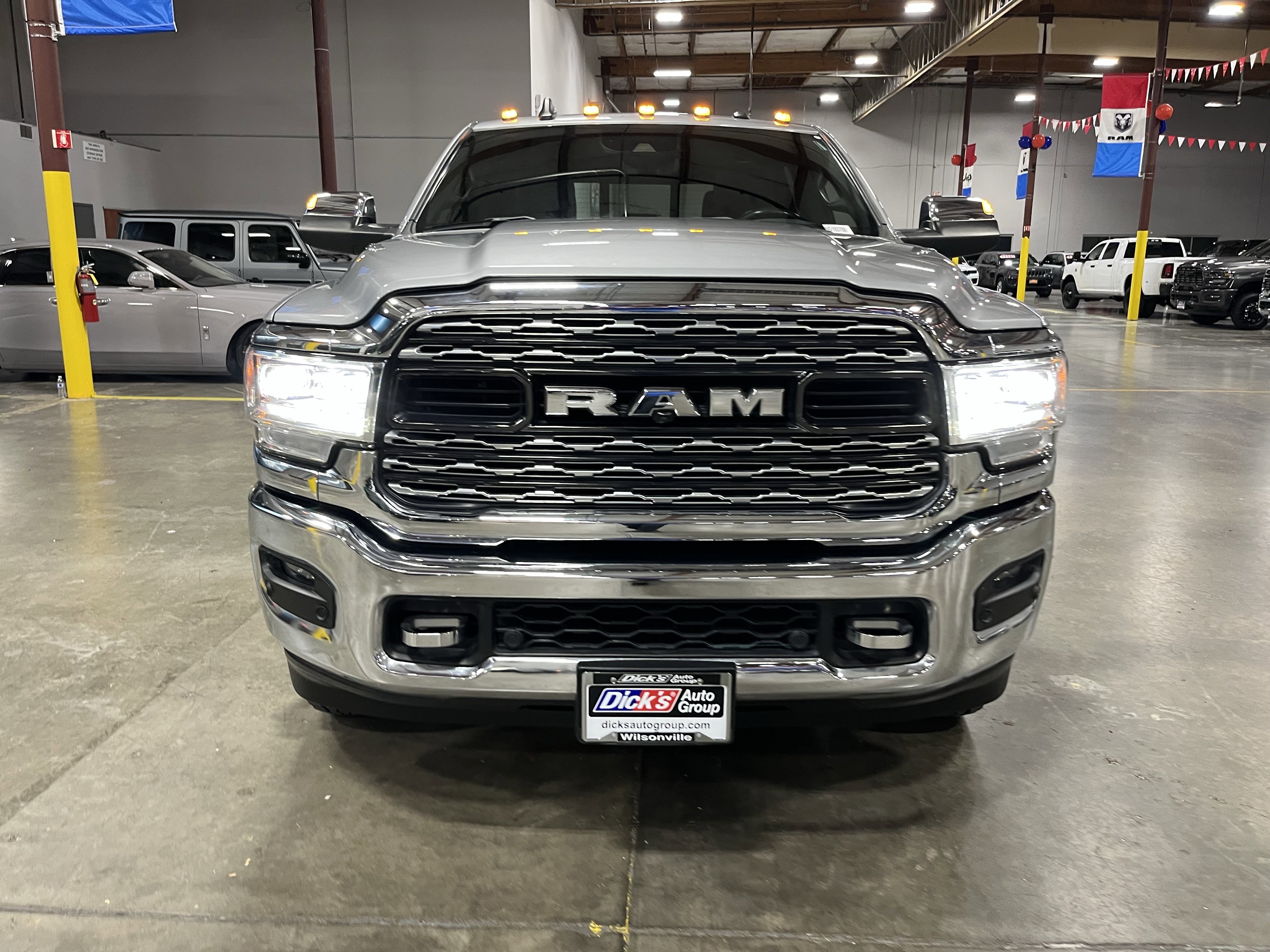Used 2022 RAM 3500 Limited image 8