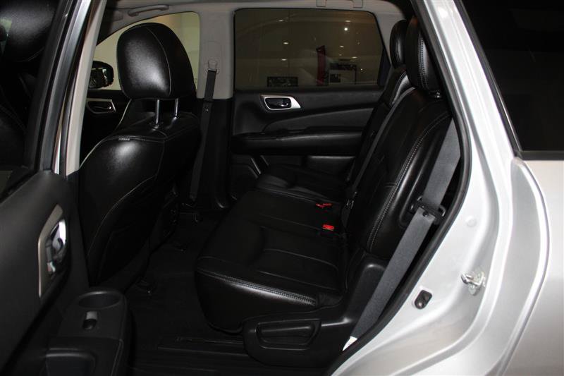 Used 2013 Nissan Pathfinder SL w/ SL Premium Pkg AWD/4WD image 26