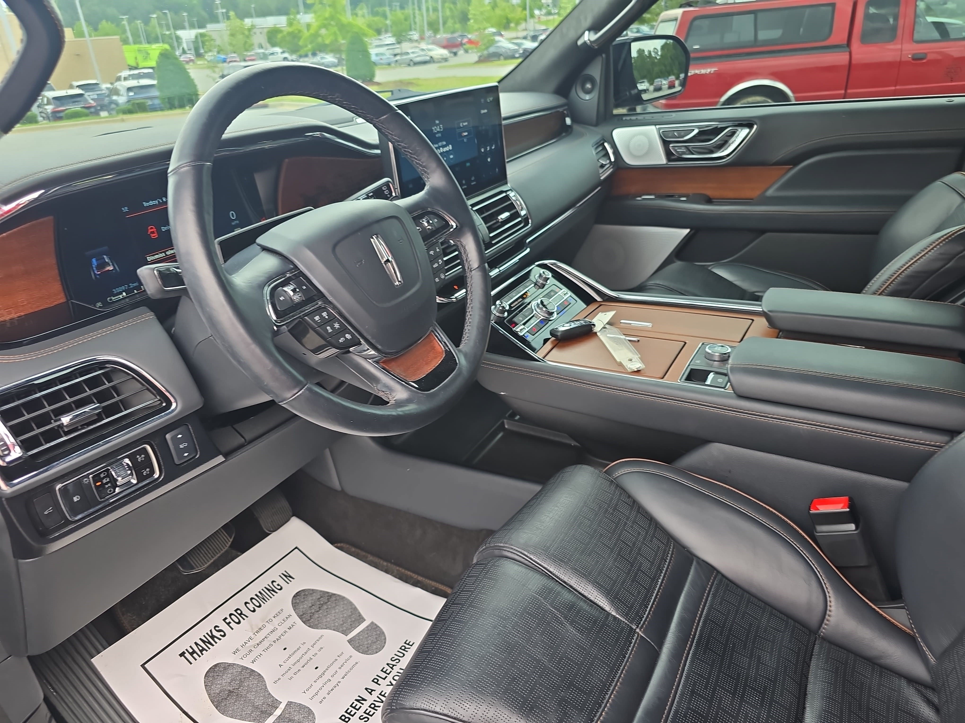 Certified 2024 Lincoln Navigator Black Label AWD/4WD image 15