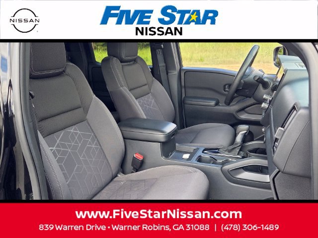 Used 2026 Nissan Frontier SV w/ All-Weather Content Package RWD image 15
