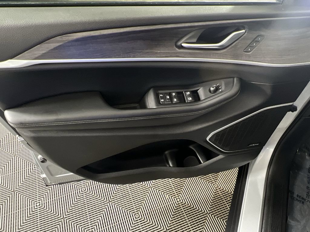 Used 2022 Jeep Grand Cherokee Limited 4xe AWD/4WD image 23