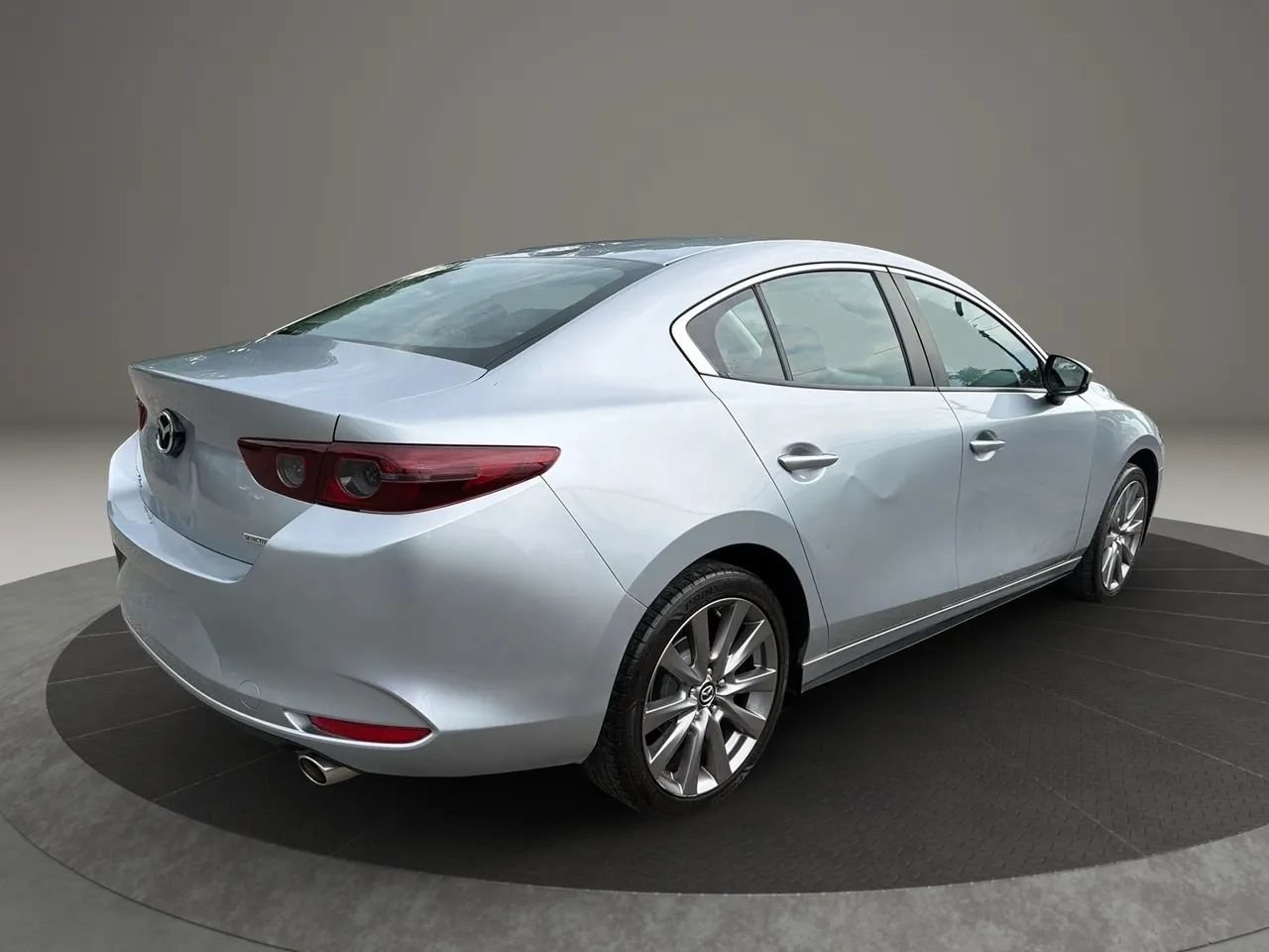 Used 2020 MAZDA MAZDA3 AWD Sedan w/ Select Package image 5