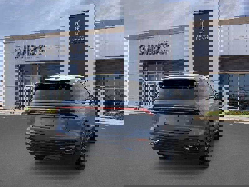 New 2026 Lincoln Nautilus Premier image 30