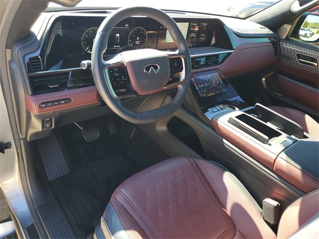 Used 2025 INFINITI QX80 Autograph image 4