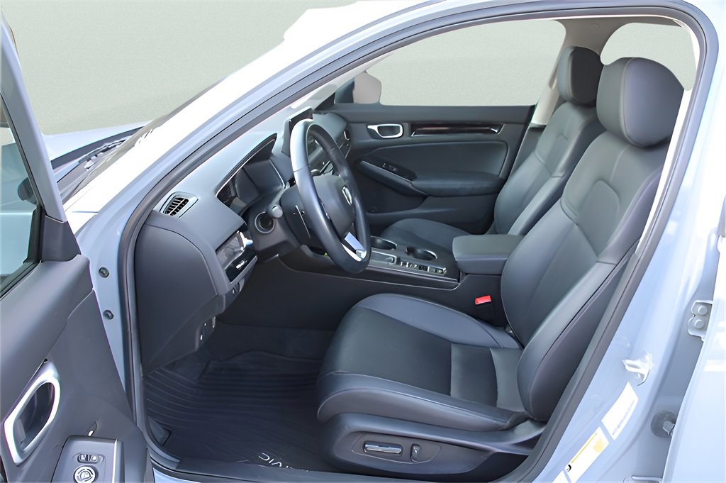 Used 2024 Honda Civic Touring image 14