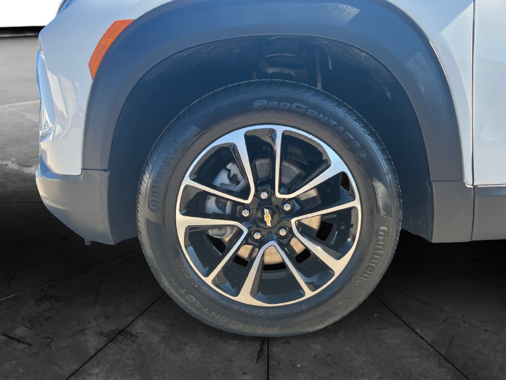Used 2026 Chevrolet TrailBlazer LT AWD/4WD image 14