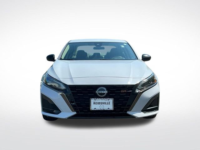 Used 2023 Nissan Altima 2.5 SR AWD/4WD image 9