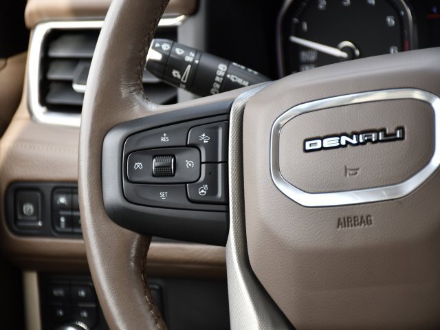 Used 2021 GMC Yukon XL Denali image 28