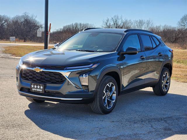 New 2026 Chevrolet Trax LT w/ Driver Confidence Package video 2