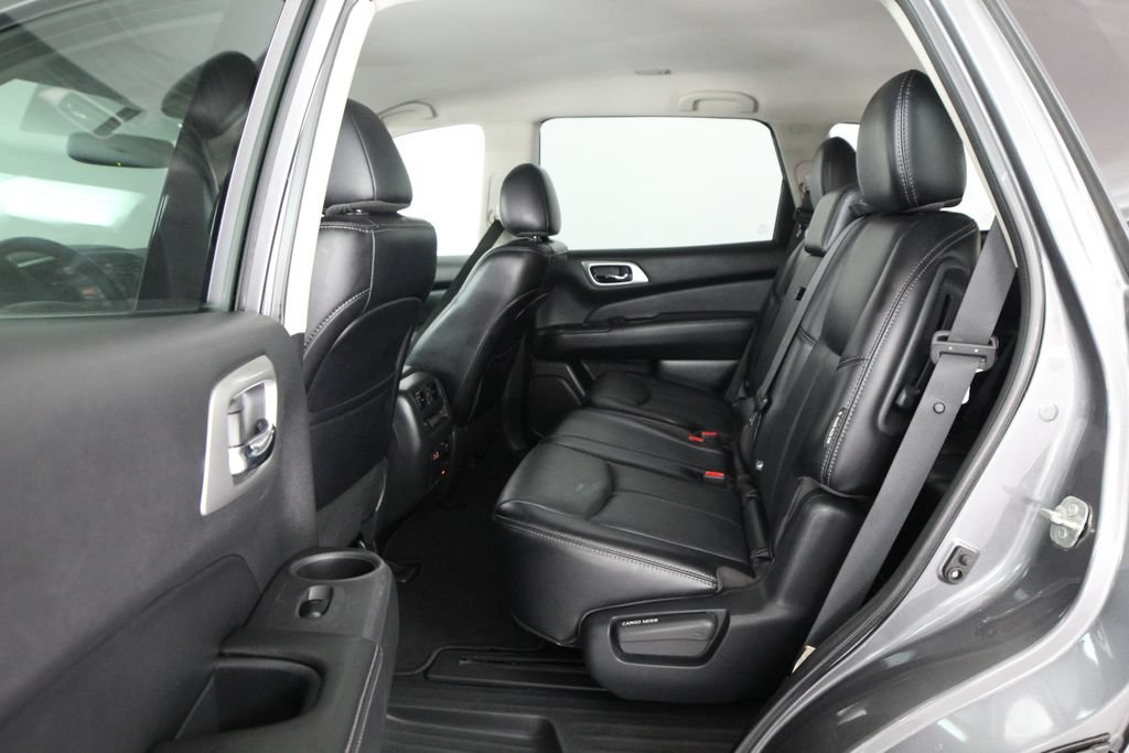 Used 2020 Nissan Pathfinder SL AWD/4WD image 43