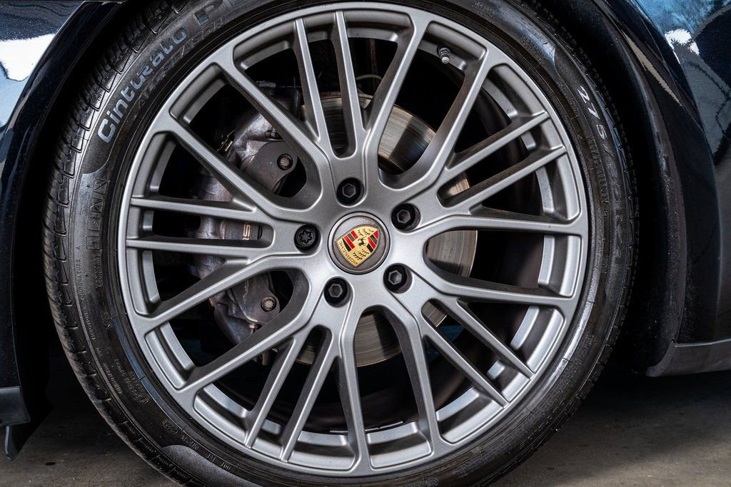 Used 2023 Porsche Panamera Platinum Edition image 10