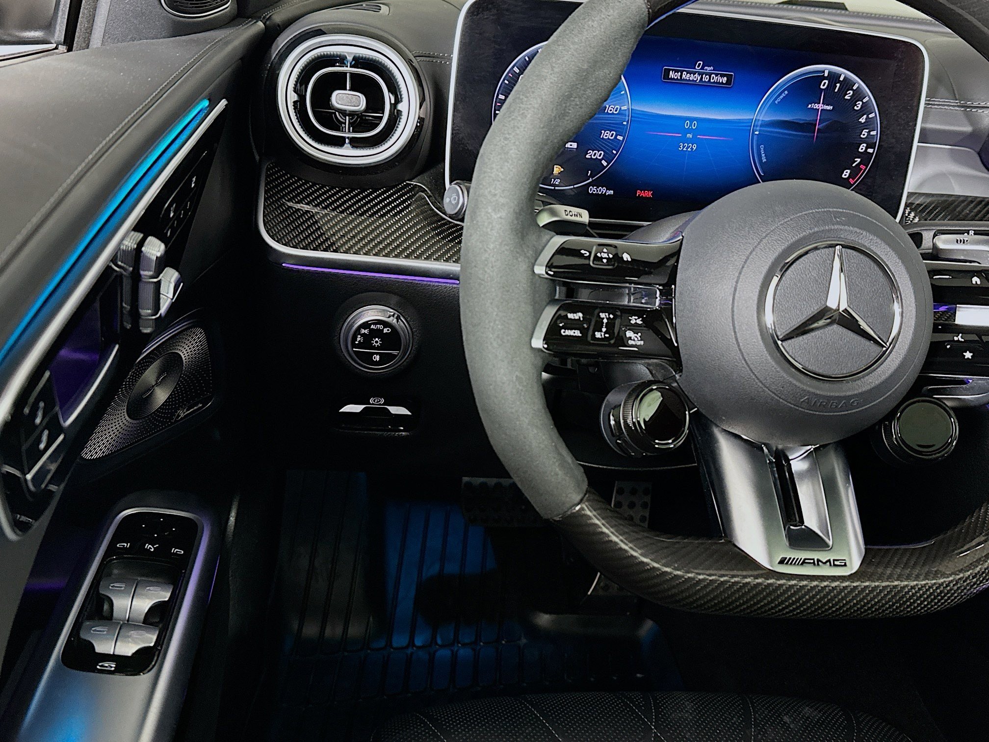 Used 2025 Mercedes-Benz C 36 AMG S image 10