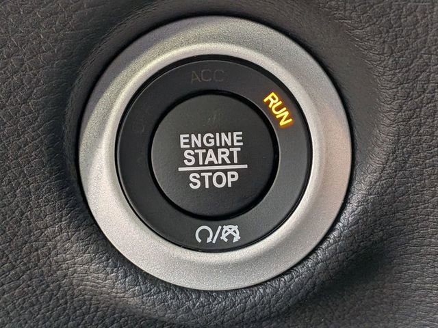 New 2026 Chrysler Pacifica Select w/ S Appearance Package image 19