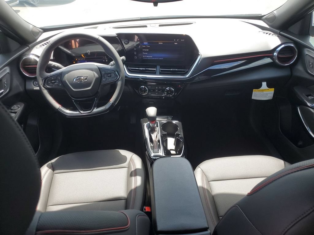 New 2026 Chevrolet Trax RS w/ Sunroof Package FWD image 20