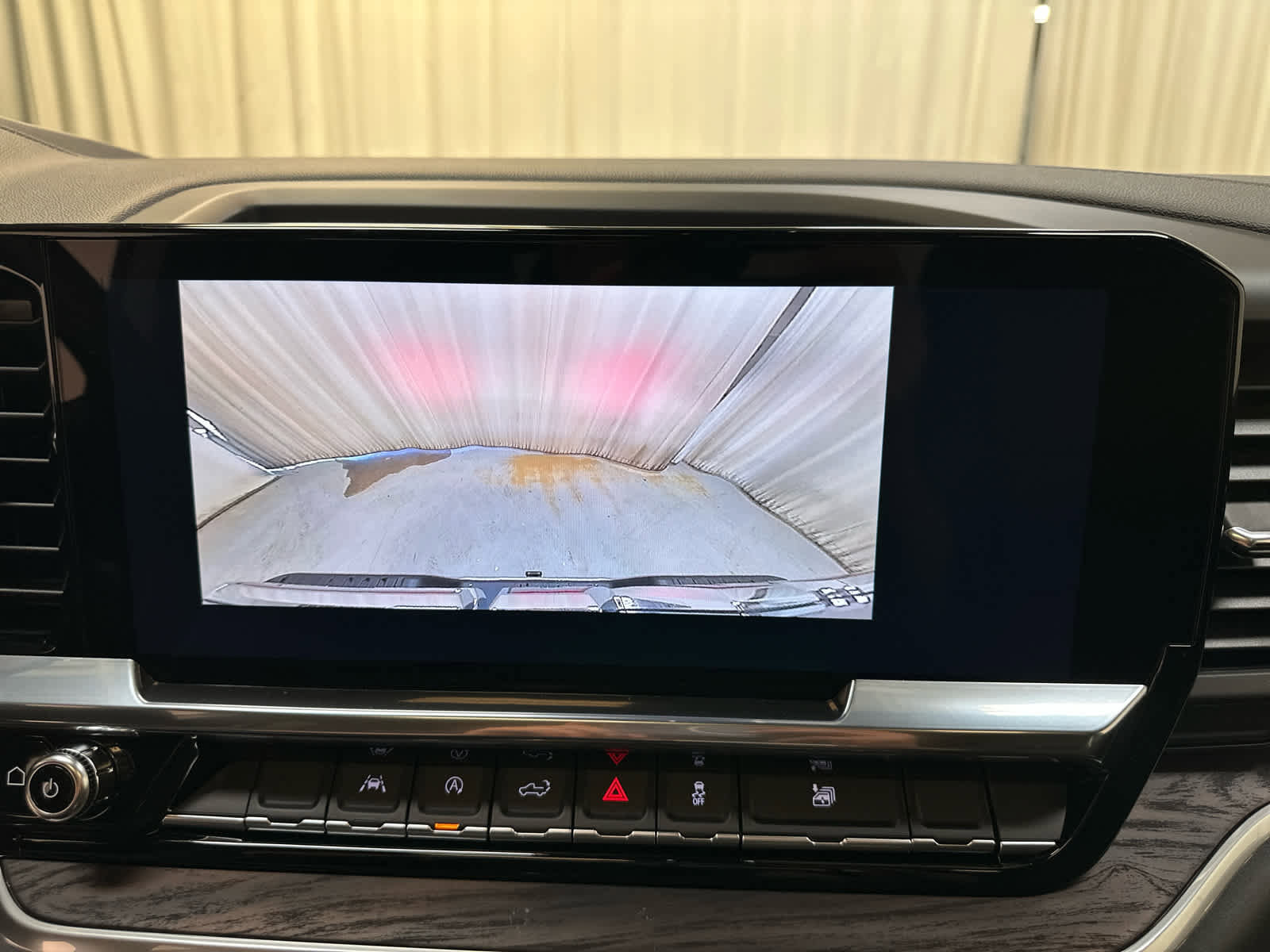 New 2026 GMC Sierra 1500 SLT w/ SLT Convenience Package image 16