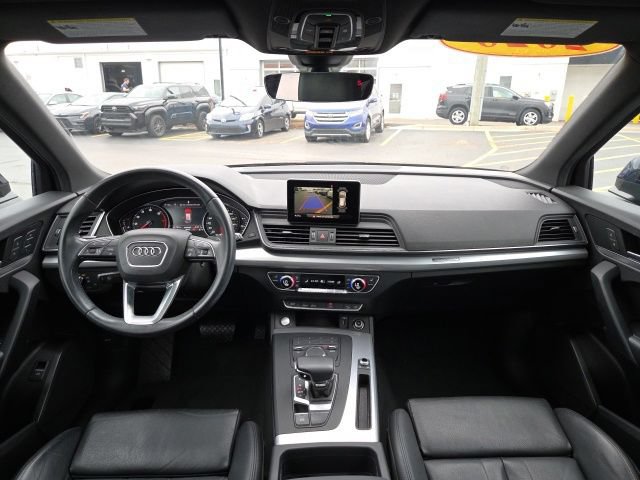 Used 2020 Audi Q5 2.0T Premium w/ Titanium Sport Package AWD/4WD image 23